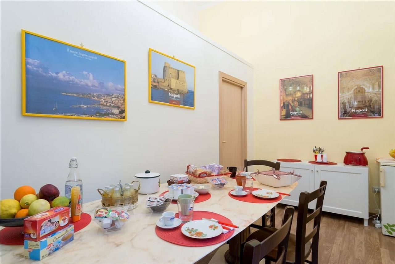 Bed And Breakfast Casa Mariella Nápoles Exterior foto